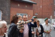 Osoby przytsłuchujące się przemówieniu na otwarciu
