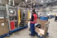 Uczennica w zakładzie pracy – firma Adient