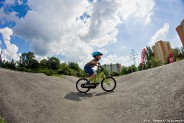 Pokazy efektownej jazdy na pumptracku.