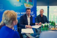 Podpisanie listu intencyjnego gwarantującego współpracę pomiędzy Siemianowicami Śląskimi, Szkołą…