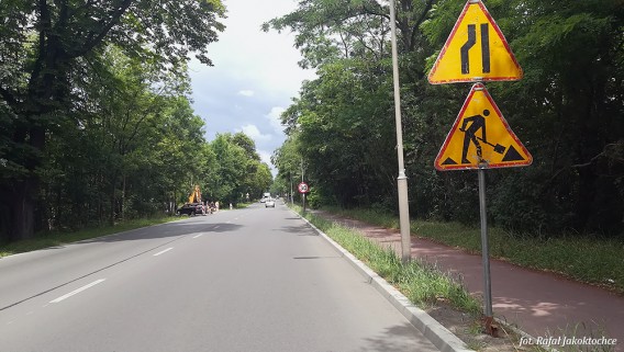Przy nowo budowanym łączniku drogowym obowiązują ograniczenia prędkości.
