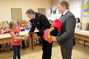 Dzielne siostry Julia i Natalia w siedzibie Państwowej Straży Pożarnej w Siemianowicach Śląskich…