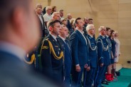 Zgromadzeni na sali uczestnicy uroczystości