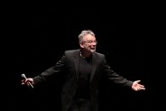 Piotr Bałtroczyk na scenie