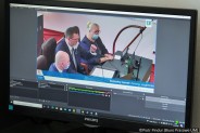 Członkowie prezydium Rady Miasta na ekranie monitora