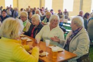 Biesiada międzypokoleniowa podczas trzeciego dnia Siemianowickich Senioraliów