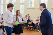 Nagrodzeni przez prezydenta miasta uczniowie siemianowickich szkół.