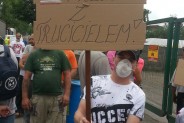 Mieszkańcy Siemianowic pikietują przeciwko działalności BM Recykling