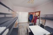 Rafał Piech i Katarzyna Stawik w jednym z pomieszczeń placówki opiekuńczo-wychowawczej.