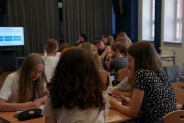Młodzież w trakcie warsztatów