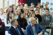 Premier Jerzy Buzek z wizytą w V LO ZSS.