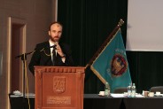 Radny Marcin Janota.