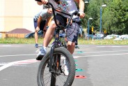 Pokazy efektownej jazdy na pumptracku.