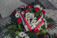 Wiązanka pod figurą św. Floriana