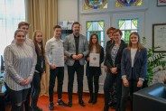 Delegacja nauczycieli i uczniów Zespołu Szkół Sportowych z Bytkowa gościła u prezydenta miasta…