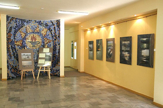 Miejska Biblioteka Publiczna - widok holu