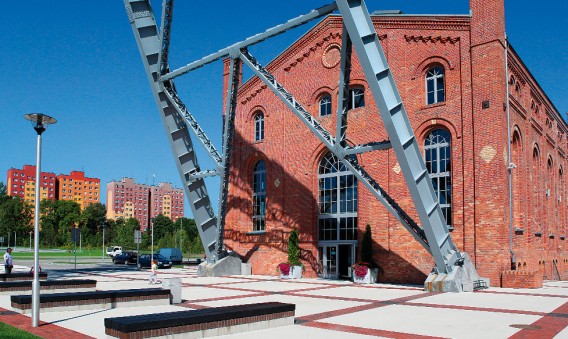 Park Tradycji - widok od strony wejścia głównego
