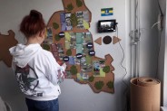 Uczennica w trakcie warsztatów projektowych „Aktywność społeczna – zrób to dla Siebie”