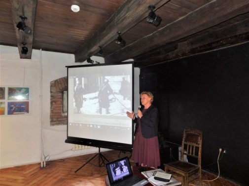 Dr Kornelia Banaś
