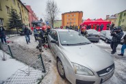 Pokaz siemianowickich strażaków przyciągnął pierwszych sześćdziesięciu wolontariuszy, uczniów…
