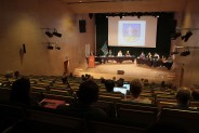 Sala Widowiskowa Siemianowickiego Centrum Kultury Park Tradycji - trwająca XXXII sesja Rady Miasta.