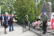 Pozostałe delegacje składają hołd obrońcom Kopalni „Michał”