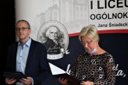 Wręczający nagrody