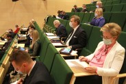 Siemianowiccy radni podczas XXVIII sesji RM. Na pierwszym planie Danuta Sobczyk.