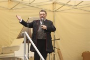 Tenor Juliusz Ursyn Niemcewicz na tarasie SCK Zameczek