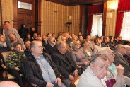 Mieszkańcy miasta podczas spotkania z przedstawicielem firmy Saternus, obecnego właściciela…