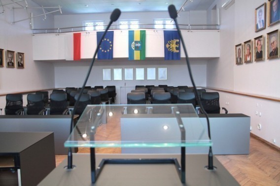 Pusta sala sesyjna