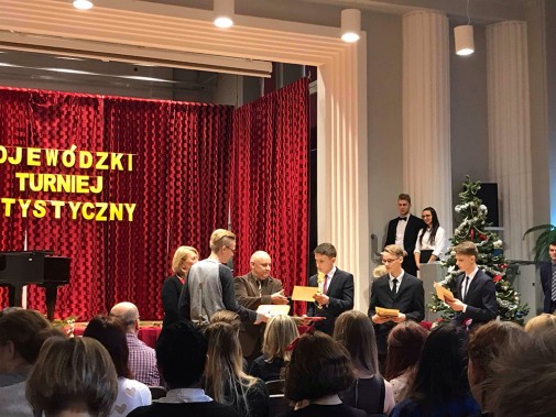 Uroczysty finał X Wojewódzkiego Turnieju Artystycznego organizowanego w Gliwicach.