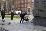 Prezydent Siemianowic Śląskich wraz z przewodniczącym i wiceprzewodniczącym Rady Miasta składają…