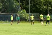 zawodnicy Poczt Polskiej na boisku