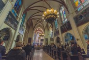 Widok ogólny na wnętrze kościoła
